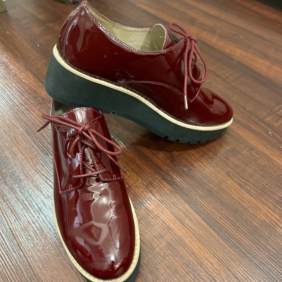 Leather Shoes - Picture 4 of 6